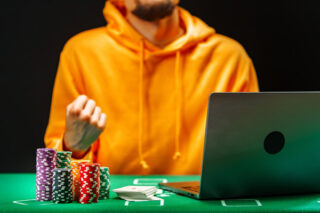 Echtzeit-Kommunikation und Synchronisation beim Online-Poker