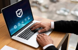 Die Online-Sicherheit im neuen Jahr: So bleiben Sie auch 2025 sicher und geschützt